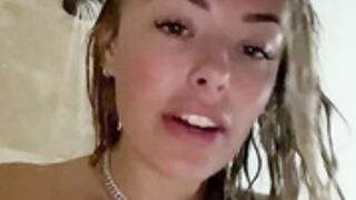 Corinna kopf shower 2