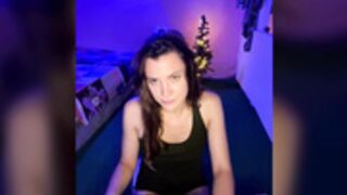 Eva_Room Nip Slip