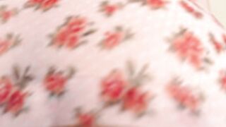 millimilk pussy spread closeup