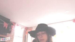 kendalltyler_fullshow_Chaturbate_2024-07-01_22-51-39 - 2