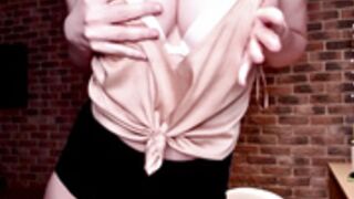 jennysfanss boobs