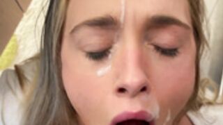 Itsmecat gets fucked doing make up