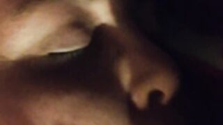 Ewe suger o sväljer