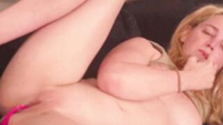 Pornchick Charlie Forde