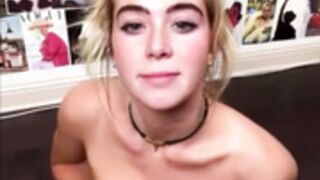 Grace charis playing with her tits