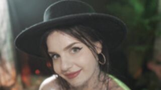 excitease oil and glitter show