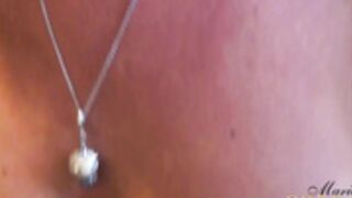 Mariana Cordoba Bathroom Sucking