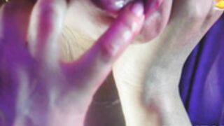 Ayesha-Singhania oily boobs play with hot expression