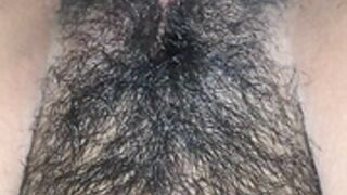 yula getting her hairy cunt eaten
