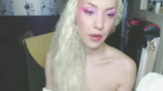 KatherineMessy purple dildo and fisting try lol