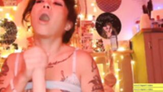 wasabibarbie sucking dick and shaking ass