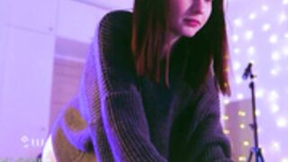 milanabaileys a pretty cunt and a sweater