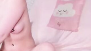 Ṫoṡṣẏ_Ḟloṡṣẏ ♥♥ HOT Cutie DP Fucks 2 Orgasmic Shakes
