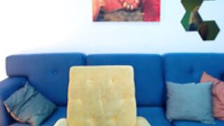 Davina 220322 0445 CloseUpPussy