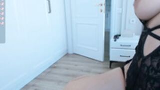 Watch cam models 04/18 show lll