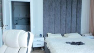 Watch cam model doing sexy pussy play lll