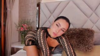 yoko-lenon_2024-02-12