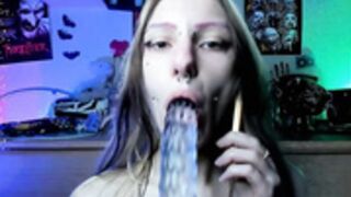 kuromiracer deepthroat dildo while on phone