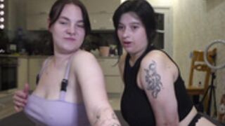 Miki & Kira 3-1