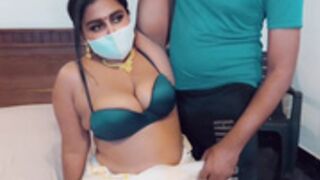 Indian heat hot aunty