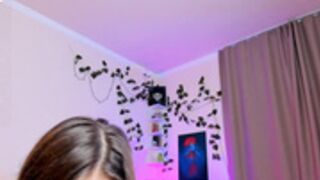 Lolly-Red_BongaCams_2024-07-31_03-36-01 - 2of2
