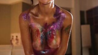therealbonnieclydex body oil and paint