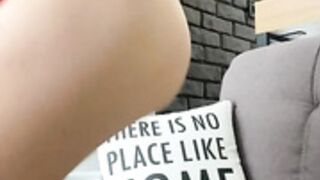 kisskisska - nude masturbation on the sofa