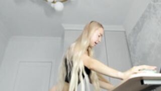 BarbieX_MyFreeCams_2024-07-22_05-29-15