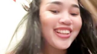 Bella_nasty69 Squirt Gun ( Wear A Raincoat )