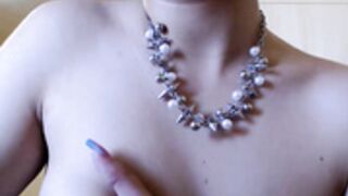 Pretty brunette Romanian H3L3NE handbra boob flash