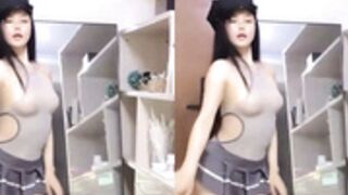 A-cooo x01 sexy dance