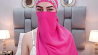 Aliah_Manzur_Flirt4Free_2024-08-07_16-46-48