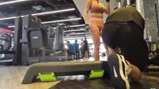 Kiaraakitty exercising for an hour