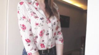 Emily Bee - GFE Public huge squirt x3 for neighbours