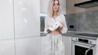 Lynetteeser downblouse