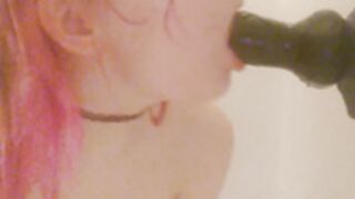 Stormy knotty dildo suck