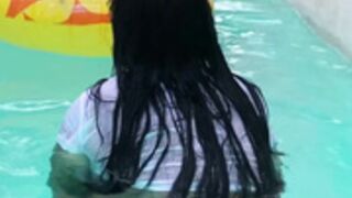 Brittanya Razavi (2)