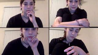 Xovalentina solo scene in cam recording 2017-04-15 093341