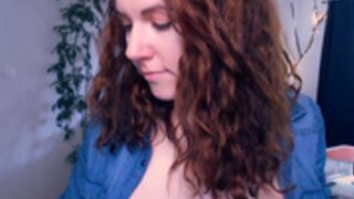 Slightly pregnant German girldevilishwendy rubs pussy