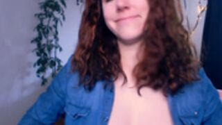 Slightly pregnant German girldevilishwendy rubs pussy