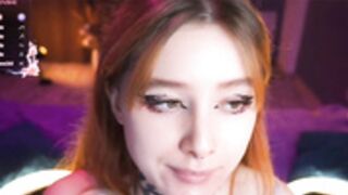 wowgirls sucking fingers sloppy sexy