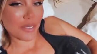 Wanda Nara Nip Slip