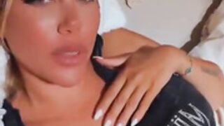 Wanda Nara Nip Slip