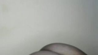 Black Kenyan woman best wall twerk you'll ever see