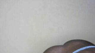 Black Kenyan woman best wall twerk you'll ever see