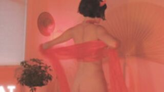 Kat- sexy dance 2