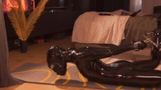 bronnica hogtied latex