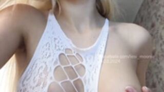 Lesi_Moonie 18