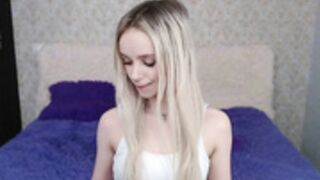 Davina 230213 2345 DoggyPose