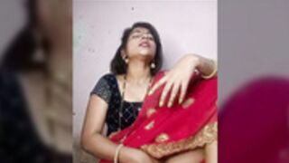 Kajal@Baby pussy play saree